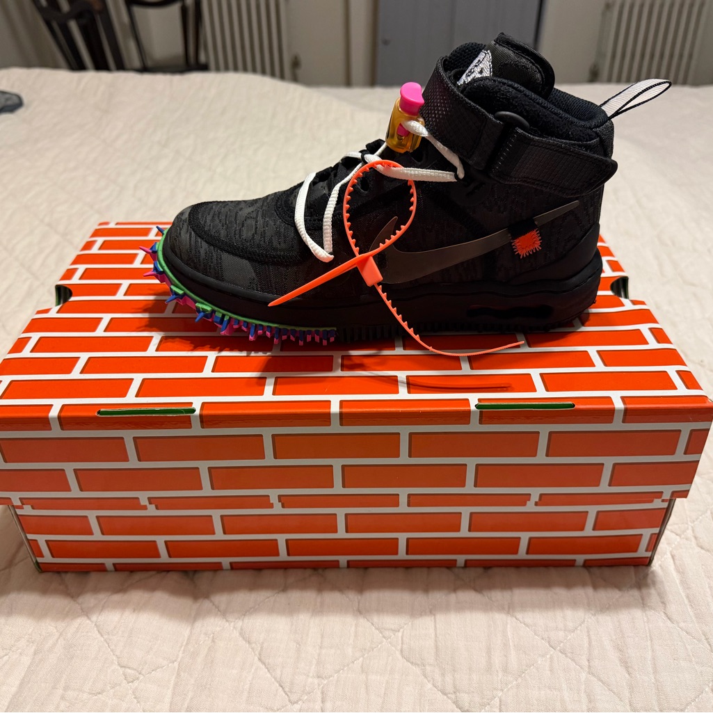 Off-White X Air Force 1 Mid 'Black